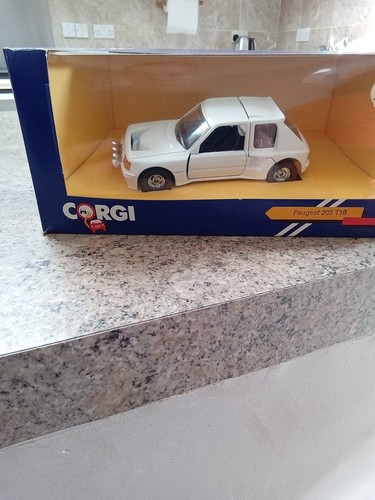 Corgi peugeot 205 - 205, t16