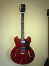 Tokai UES 73 SR, style of ES