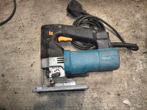 Spares repairs makita 4304t - spares,