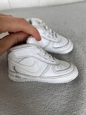 Nike Baby Shoes Trainers uk 3.5 Eur 19.5 9-12 Months Old