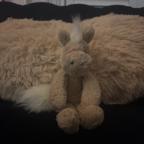Rare retired bashful palomino - bashful,