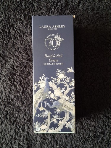 Laura ashley hand - hand, and