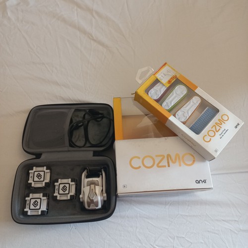 Anki cozmo robot - -, white