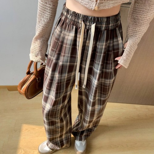 Fashionable womens retro - womens, plaid
