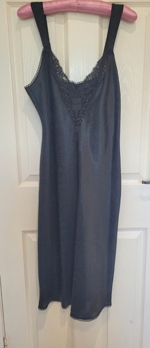 Vintage vanity fair - vanity, slip