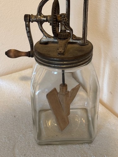Antique dazey butter - 4, qt
