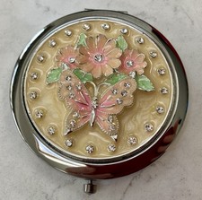 Butterfly Design Mirror Compact