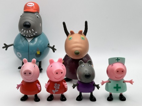 Peppa pig figures - peppa,