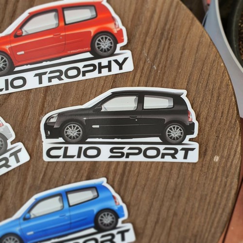 Black renault clio - black,