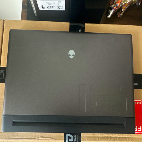Alienware m16 16in - alienware, r1