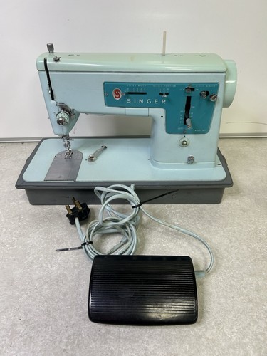 Vintage 60s singer - vintage,