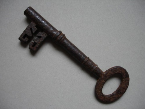 Antique cast iron skeleton - skeleton, rim