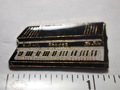 Vintage rhodes keyboard pin - rhodes, 1"