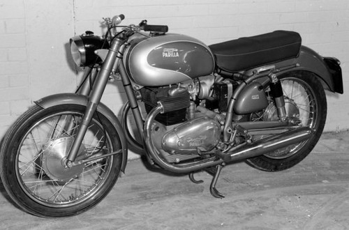 Parilla 350 motor - parilla, show
