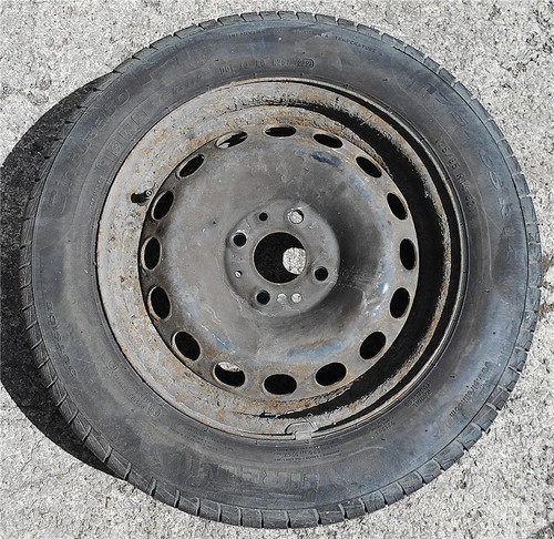 Fiat 500 wheel and tyre - and, 14"