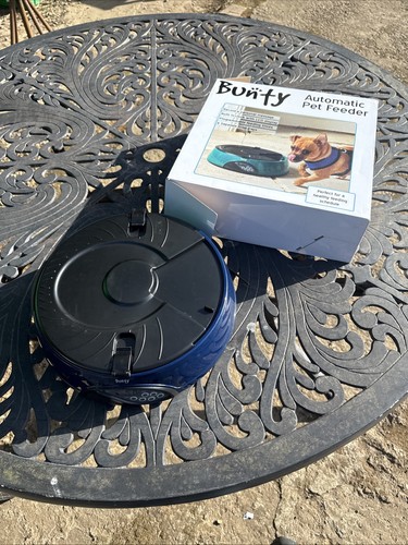 Dog cat bunty - automatic, meal