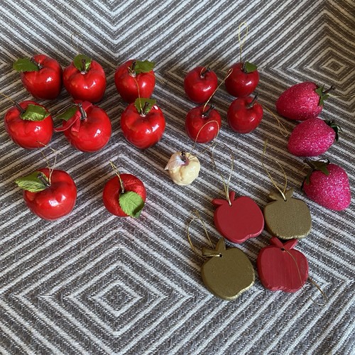 80s vintage retro shiny red - shiny,