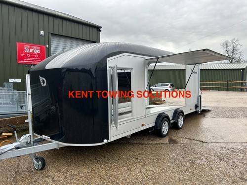 Debon c2000 enclosed car - enclosed,