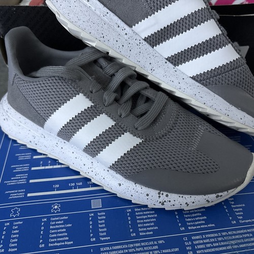 Adidas flb runner size 4 - adidas,