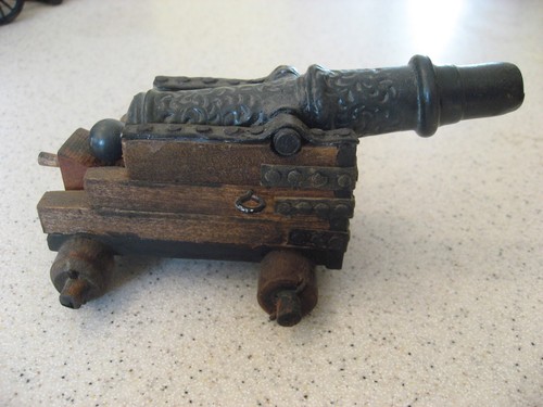 Vintage spanish naval cannon - naval,