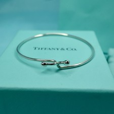 Tiffany & Co Interlocking Wire Loop Bangle Bracelet Hook Clasp Silver 925 2.2” 