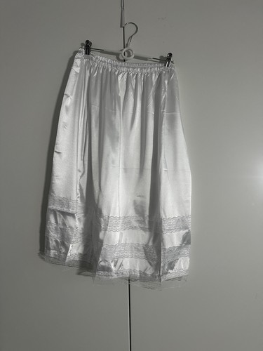 Woman white satin lacey - woman’s,