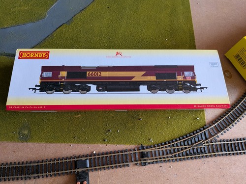Hornby class model train - 66,