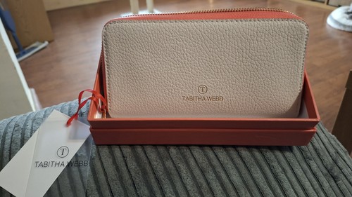 Avon tabitha webb quill - tabitha,
