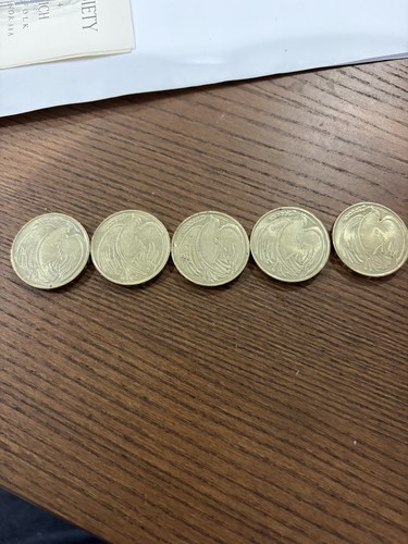 Circulated 2 coins - 5, £2