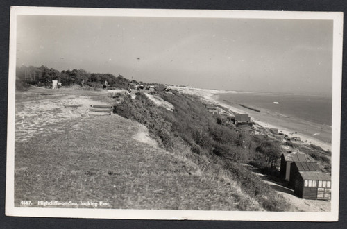 Postcard highcliffe sea - postcard, nr