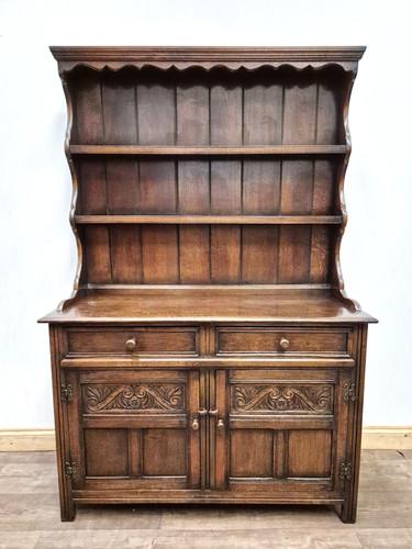 Old charm kitchen - kitchen, dresser