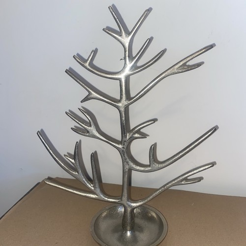 Metal silver coloured - metal,