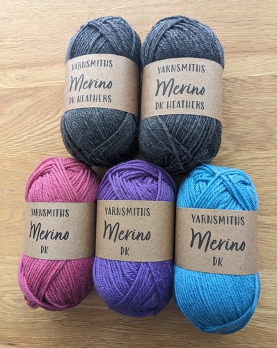 Yarnsmiths merino - &,