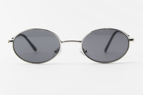 Bnwt oval sunglasses with - bnwt:,