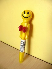 Yellow Smiley Boxing Pen