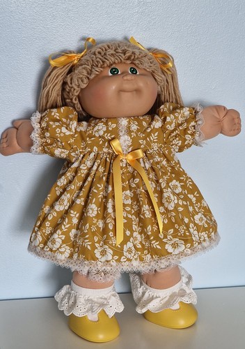 Cabbage patch clothes - patch, complete