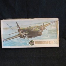 AIRFIX  04101-45. VICKERS ARMSTRONG WELLINGTON B.III.1;72 SCALE SPARES/REPAIRS.