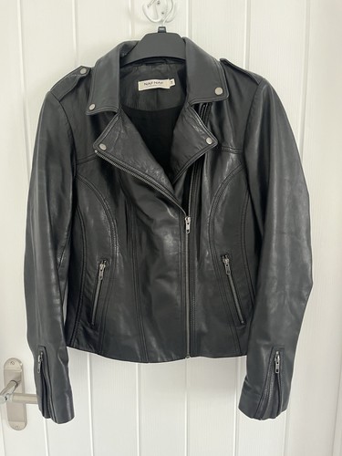 Black high quality - high, soft