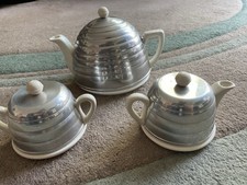 Vintage insulated ceramic tea
