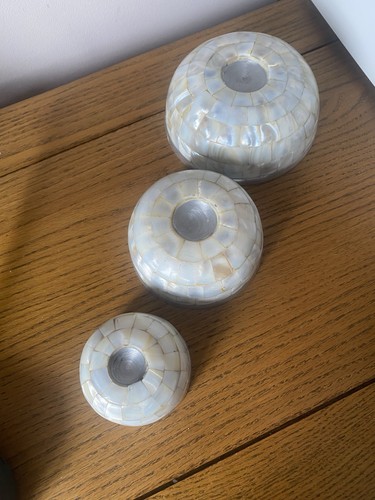 Vintage bowls covered - covered, in
