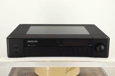 Meridian G01 Pre-Amplifier, good condition, remote control, 3 month warranty