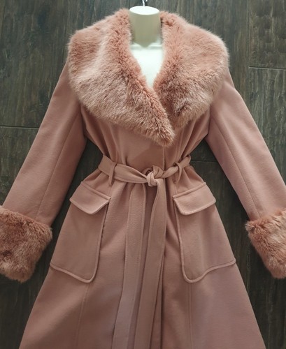 Vtg blush pink - blush, fur