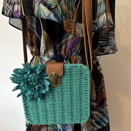 Green woven wicker crossbody - green,