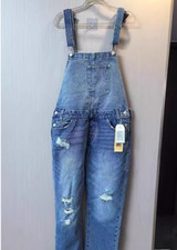 NEW 💗Levi's  Overall