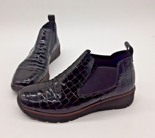REIKER Black Patent Croc