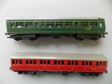 Triang DMU Trailer & Coach in