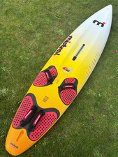 Mistral Screamer 2 Windsurfing