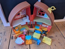 Cbeebies Bing Bunny House With Furniture, Characters and Interactive Elements