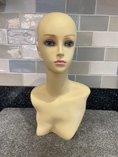 VINTAGE FEMALE MANNEQUIN HEAD
