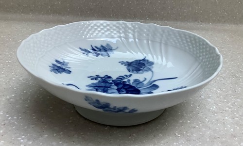 Royal copenhagen blue - blue, flowers